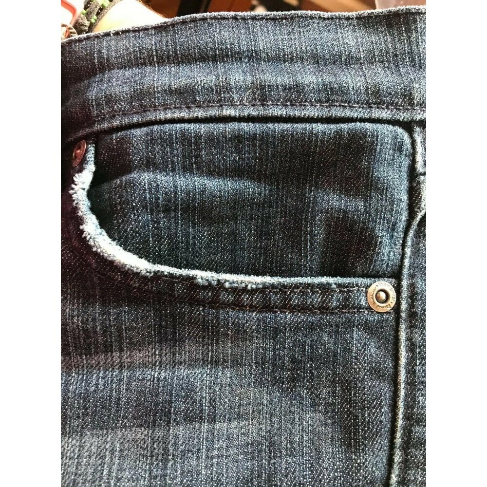 David Kahn Jeans Women's Bootcut Size 27 Dark Wash Blue Distressed Denim - Picture 11 of 11